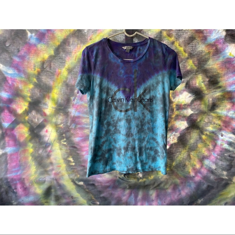 Calvin Klein tie dye tee